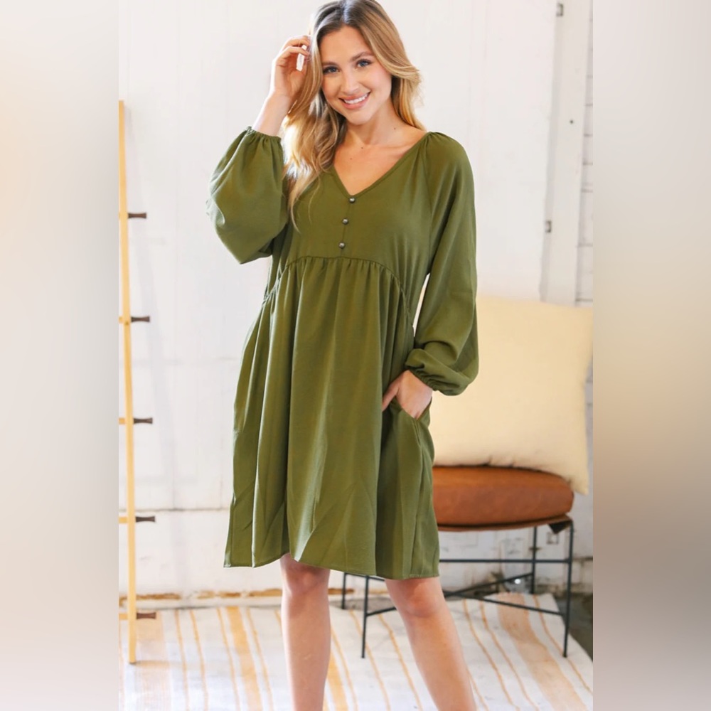 Olive Crepe Buttoned Dress